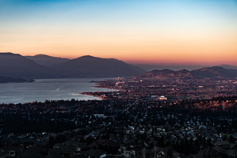 metropolis, scenics - nature, crowded, mountain range, land, kelowna, lake, building exterior, architecture, sky, high angle view, mountain, city, urban