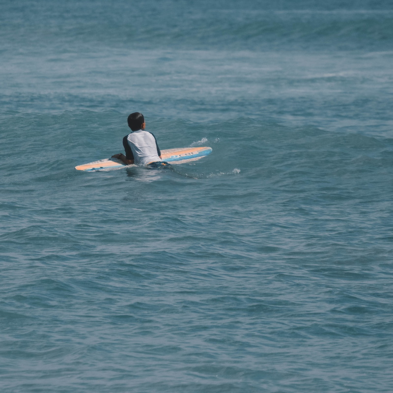person, nature, sitting, leisure activity, wave, leisure activities, real people, oars, sport, lifestyles, vehicle, outdoors, 2K, sea waves, waterfront