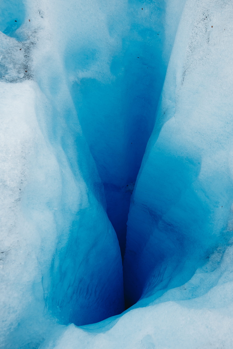 water, 5K, iceberg, outdoors, scenery, perito moreno, landscape, human limb, adventure, nature, body part, white color, abstract, snow, melting, close-up