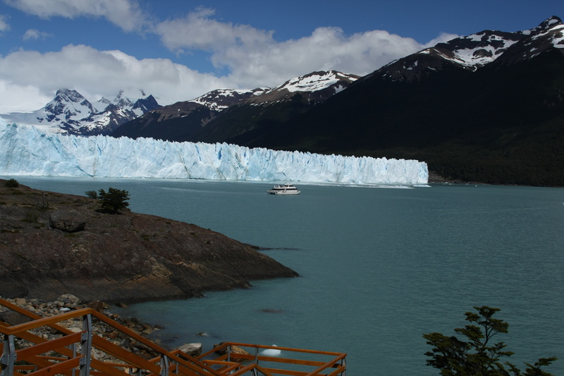 cold temperature, melting, snowcapped mountain, perito moreno, sea, beauty in nature, mountain, ice water, tranquility, non-urban scene, sky, landscape