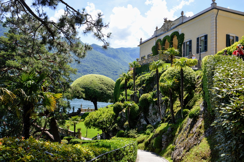 no people, building, landscape, sky, house, 5K, architecture, starwars, outdoors, lake, summer, beauty in nature, lenno, plant, holiday, mountain, growth