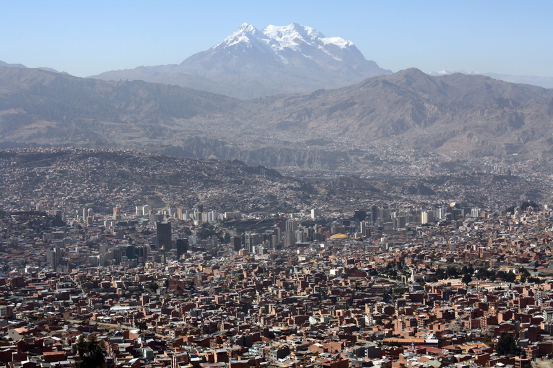 mountain peak, city, bolivia, scenics - nature, crowd, built structure, cityscape, building exterior, 4K, high angle view, outdoors, sunlight, day, la paz