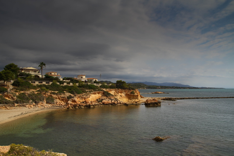 catalunya, beach, idyllic, non-urban scene, cloud - sky, water, beauty in nature, spain, el perelló, landscape, sea, architecture, building exterior, tranquil scene