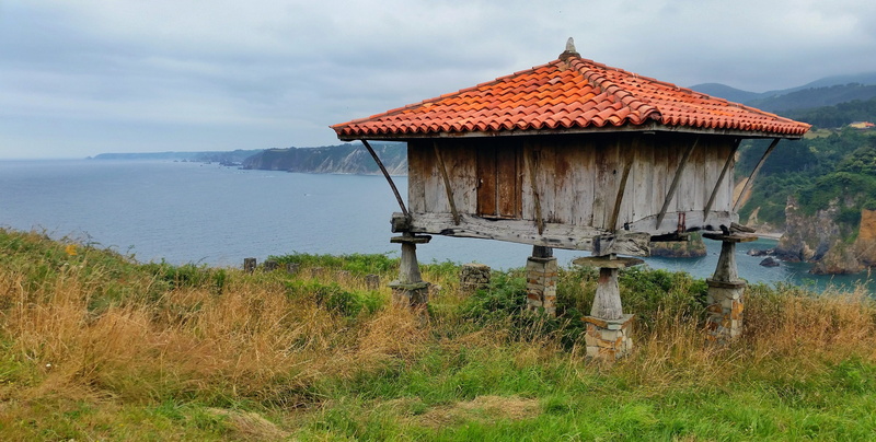 landscape, built structure, scenics - nature, sea, sky, architecture, day, plant, regalina, cadavedo, building exterior, field, grass, ocean, asturias