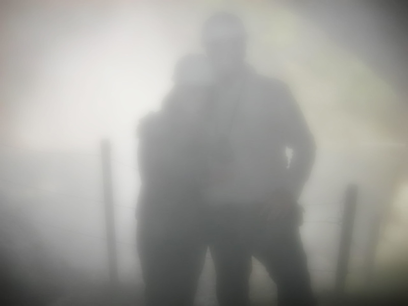 adult, cueva, termas malleco, leisure activity, ix región, defocused, shadow, neblina, gris, silhouette, nature, cave, real people, women, togetherness