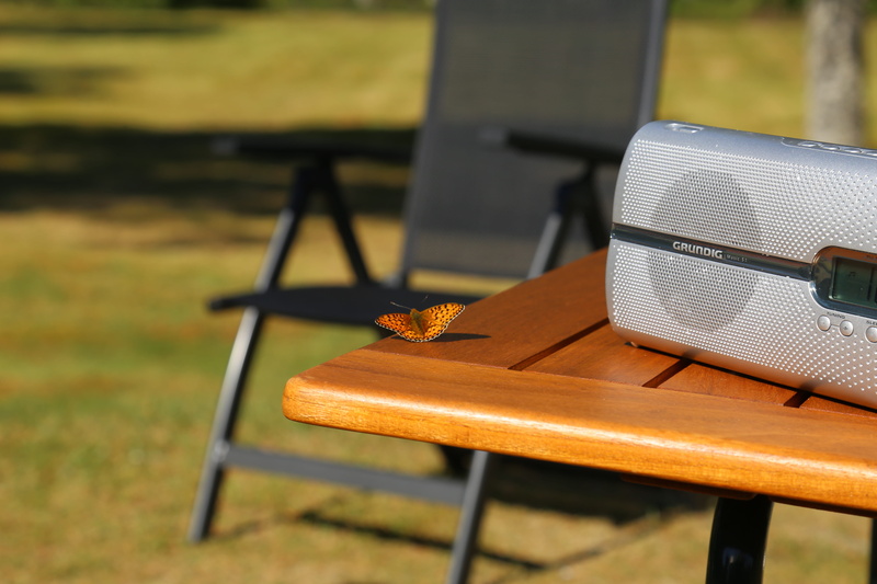 foldable, sweden, seat, 5K, empty, no people, nature, furniture, food and drink, wood - material, park, radio, outdoors, country, absence, day, chair