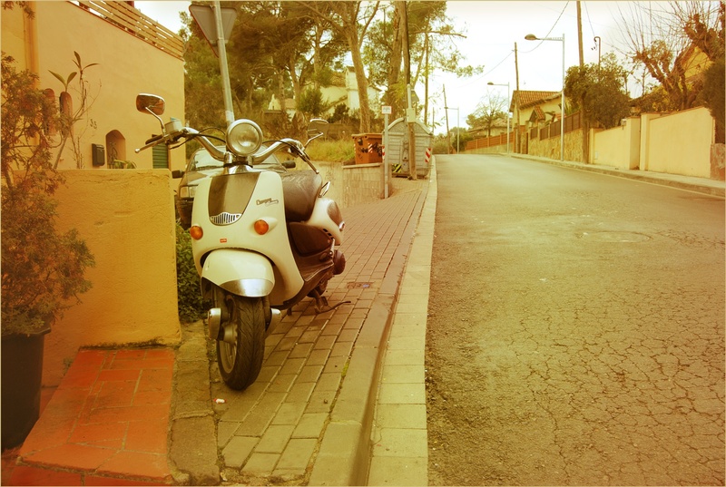 street, plant, moto, scooter, 1080P, barcelona, the floresta, city, alley, building exterior, transportation, direction, footpath, tree, motorcycle, built structure