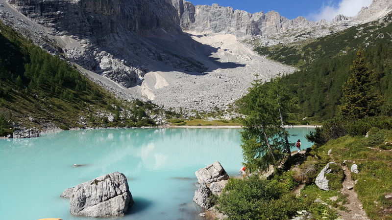 water, rock - object, Lake, scenics, Dolomites, 5K, italy, lake sorapis, idyllic, outdoors, mountain range, day, green, tranquility, beauty in nature