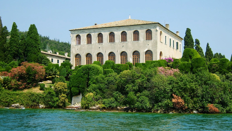 1080P, House, travel, the past, sky, green color, waterfront, old buildings and structures, built structure, day, italy, architecture, plant, europe, buildings