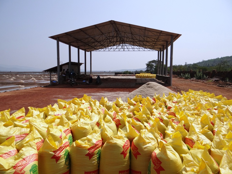 clear sky, building exterior, gokarna, sky, yellow, bagging, food and drink, evaporation, tranquility, 2K, seawater, in a row, heap, built structure, abundance