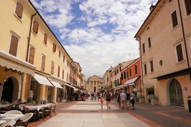 group of people, historic center, built structure, houses, direction, bardolino, building exterior, outdoors, nature, incidental people, building, 4K