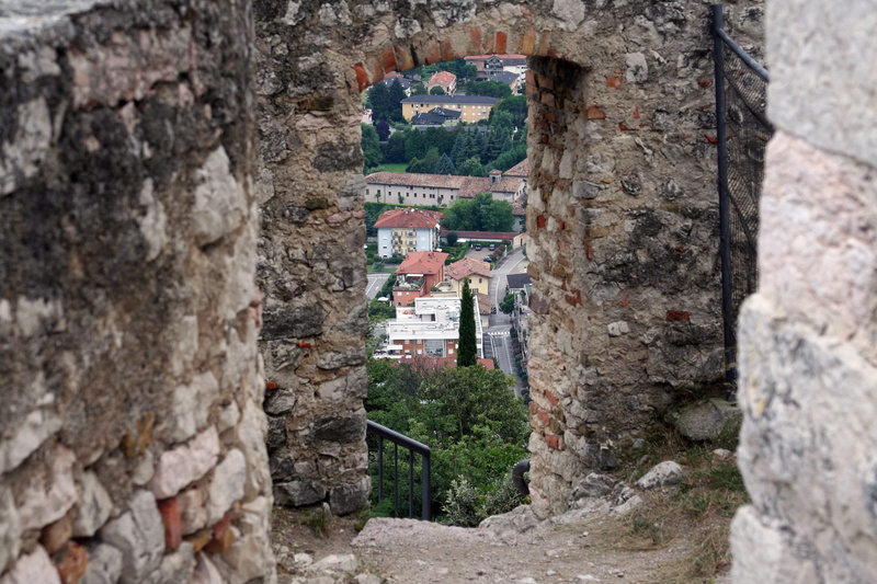 rock, holiday, ruined, solid, ancient civilization, old, outlook, nature, built structure, wall - building feature, the past, building exterior, deterioration