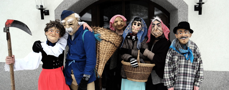 perchten, adult, architecture, costume, medium group of people, day, women, men, human representation, ginzling, representation, group of people, built structure