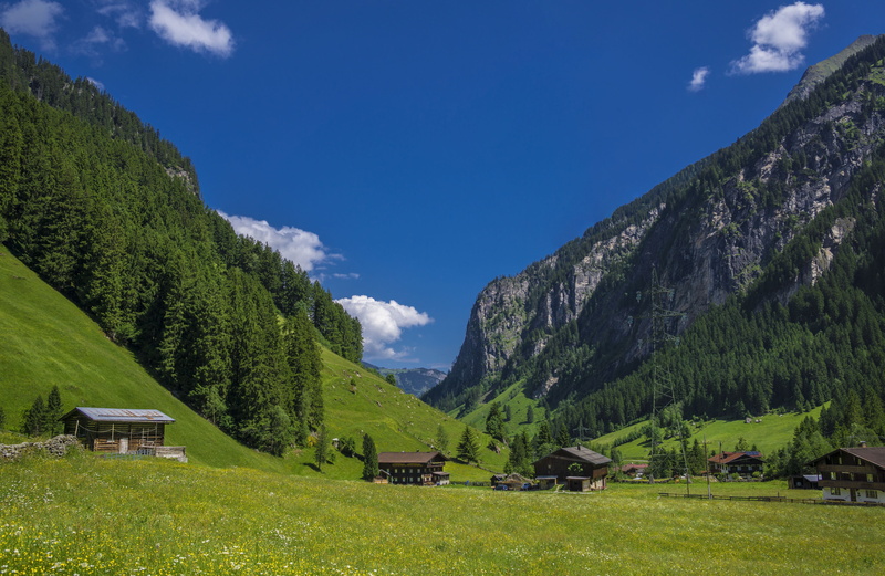 building, scenics - nature, tranquil scene, rural scene, 5K, architecture, house, mountain, field, outdoors, land, landscape, austria, tyrol, summer, no people