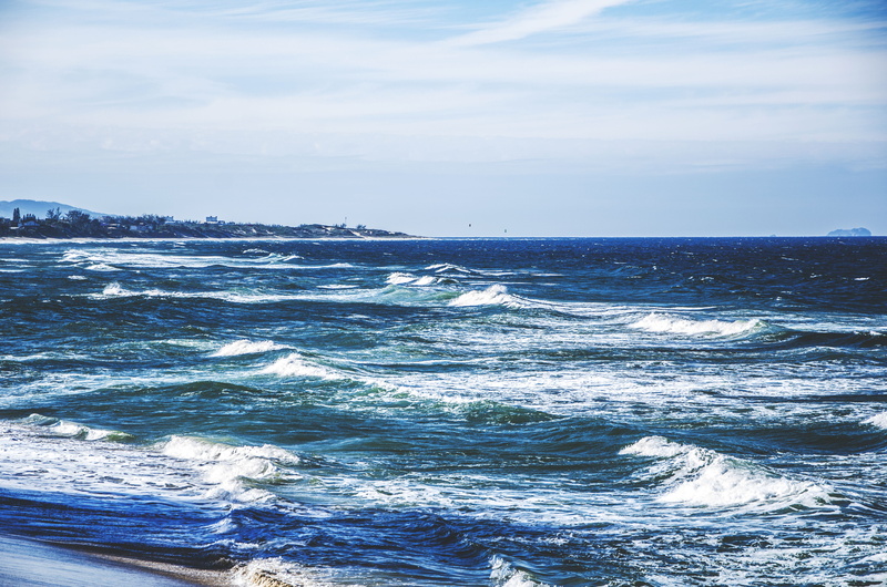 sky, beauty in nature, surfing, power in nature, waterfront, 4K, horizon over water, paradise, sea, wave, scenics - nature, beach, outdoors, aquatic sport