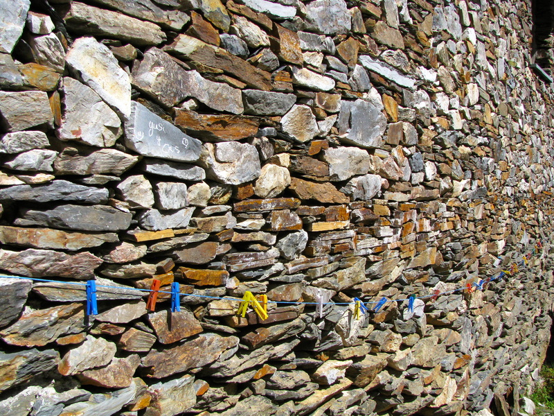 textured surface, texture, wall, day, stack, built structure, lugar de pena, sunlight, wall - building feature, pattern, hall, stone, 2K, large group of objects