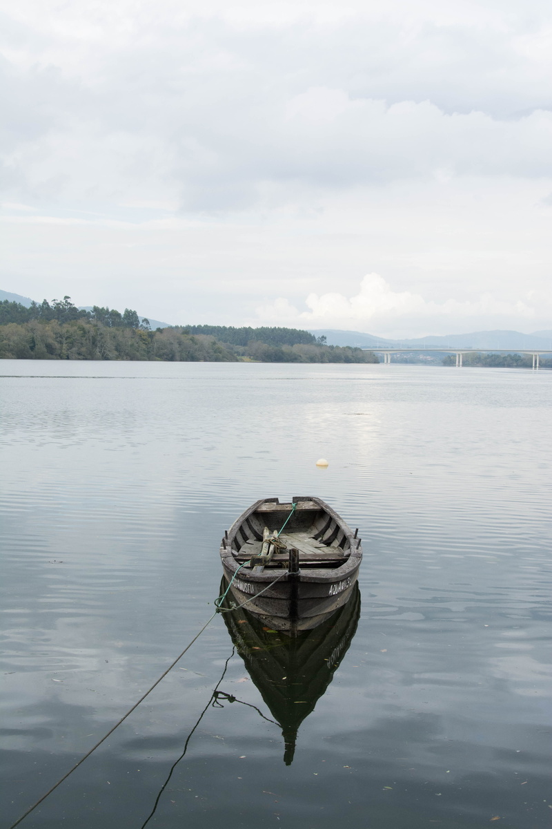 mode of transportation, cloud - sky, sky, moored, river, viana do castelo, outdoors, water, transportation, waterfront, rowboat, bridge, day, 5K, nautical vessel