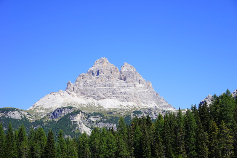 no people, mountain floor, climbing destination, clear sky, travel, mountains, natural wonders, small gargoyle, tin head, big pinnacle, eastern alps, italy