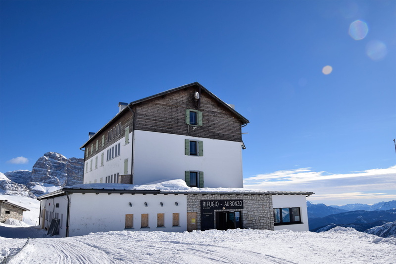 nature, beauty in nature, built structure, 2K, snow, snowcapped mountain, dolomites, no people, building exterior, auronzo hut, blue, alpine, landscape
