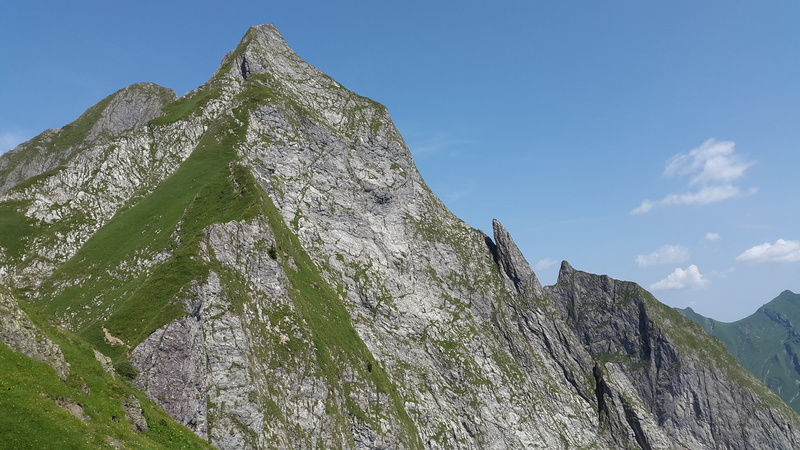 outdoors, low angle view, summer, summit, idyll, sky, day, alpine, mountain, oberstdorf, mountain range, allgäu alps, nature, mountain peak, environment