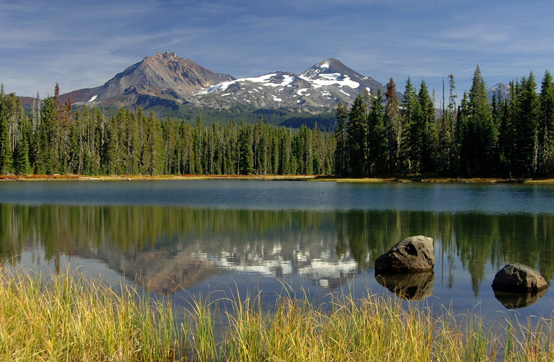 water, formation, snow, peaceful, reflection, mountain range, calm, outdoors, two, landscape, growth, 1080P, usa, tranquility, nature, three sisters, cold temperature