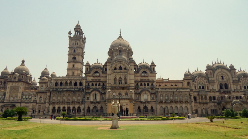 2K, laxmi vilas palace vadodara