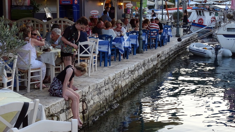water, crowd, 5K, harbour, lifestyles, building exterior, women, buildings, outdoors, leisure activity, architecture, dining, fiscardo, ionian, greece