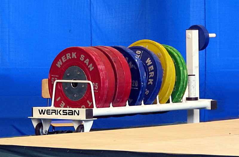 1080P, wall - building feature, day, no people, still life, weightlifting, libra, close-up, transportation, wood - material, blue, wheel, indoors, sport
