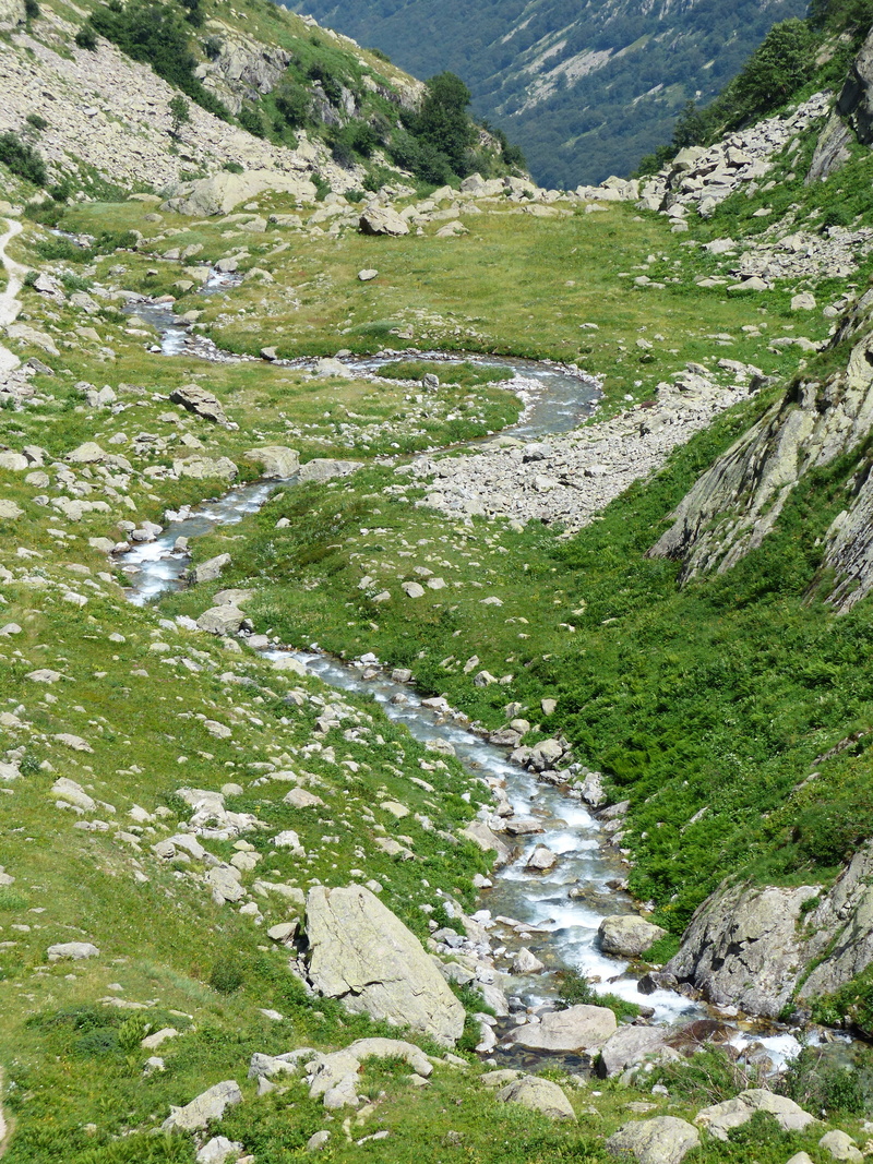 mountain stream, gta, stream - flowing water, Idyllic, water, rock - object, View, non-urban scene, torrent, rock, hiking, beautiful, Mountains, Valley