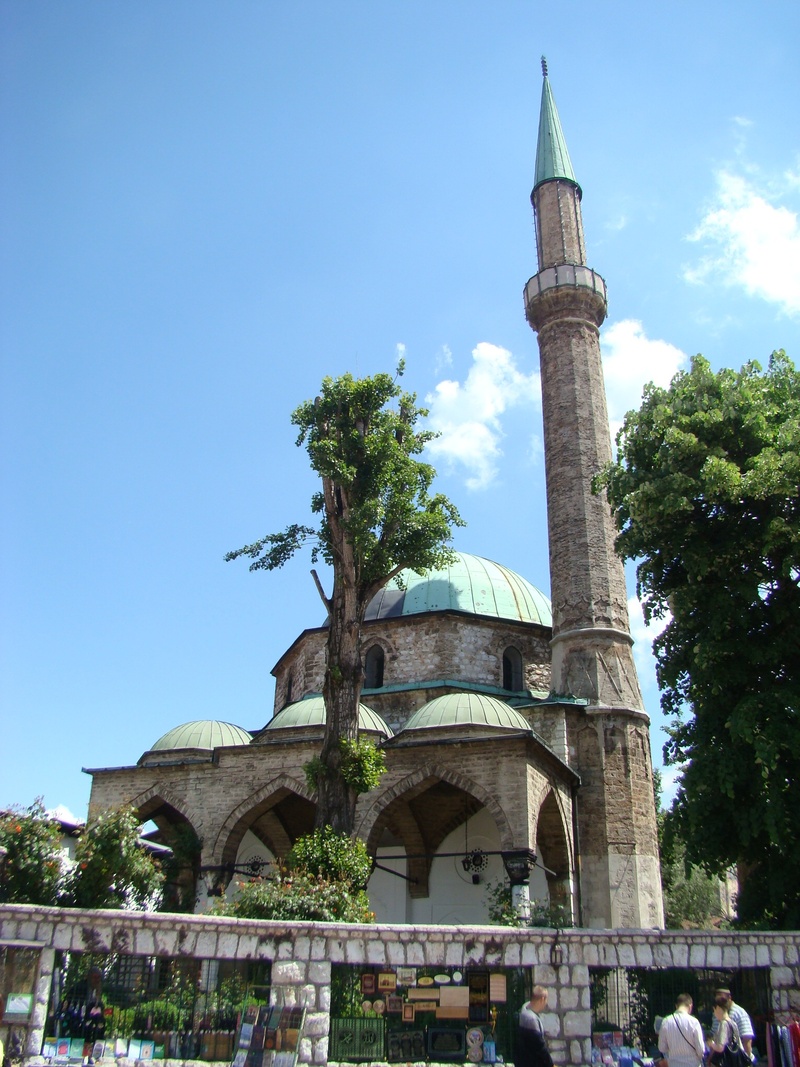 day, spire, travel destinations, bosnia, architecture, outdoors, building exterior, travel, sarajevo, sky, the past, 1080P, tourism, history, minaret