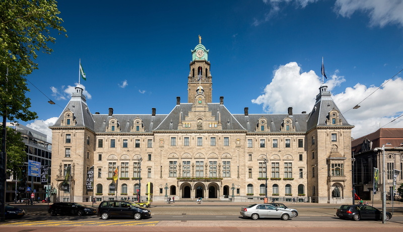 2K, building, facade, rotterdam, transportation, town hall, building exterior, street, motor vehicle, day, built structure, city, sky, land vehicle, nature