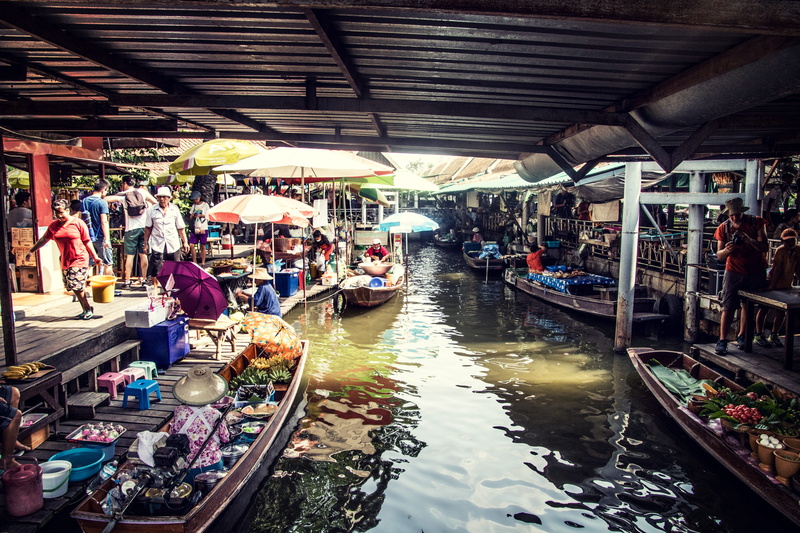 women, market, mode of transportation, clothing, nautical vessel, floatingmarket, market stall, large group of people, human, transportation, bangkok, retail