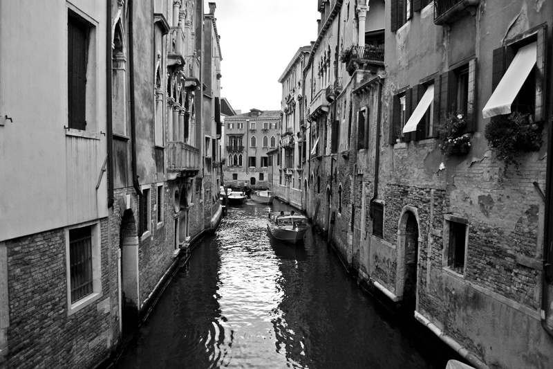 no people, building, sky, mode of transportation, transportation, great channel, 4K, black and white, diminishing perspective, reflection, nature, italy