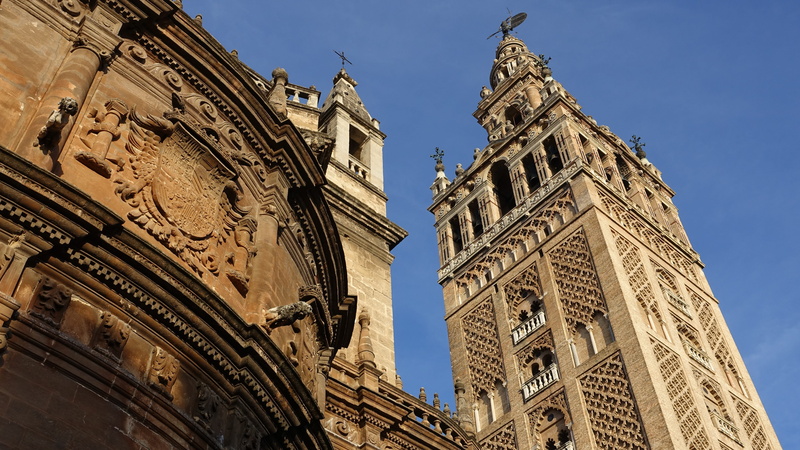travel destinations, belief, ornate, 5K, beautiful, various, low angle view, sky, building exterior, no people, place of worship, travel, sevilla cathedral