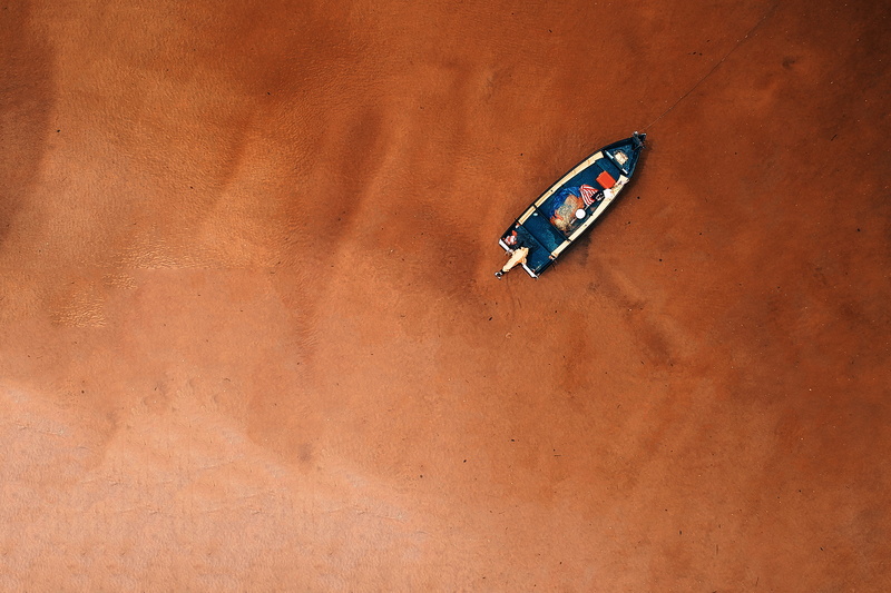 brown, canoe, land, seaside, travel, mockup, nautical vessel, boat, outdoors, beach, watercraft, day, 2K, sand, vacations, aerial view, eye, drone shot