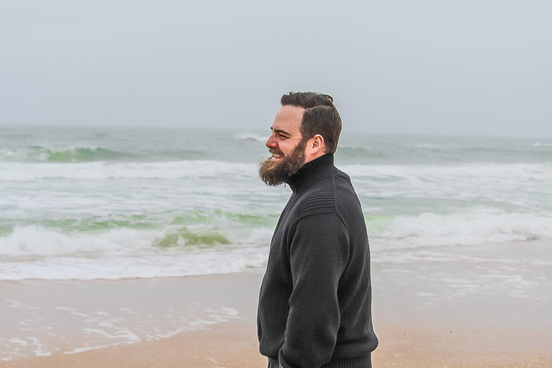 outdoors, people, smiling, happiness, neck, leisure, travel, photoshoot, relaxation, ocean, land, facial hair, water, leisure activity, happy, guy, seaside