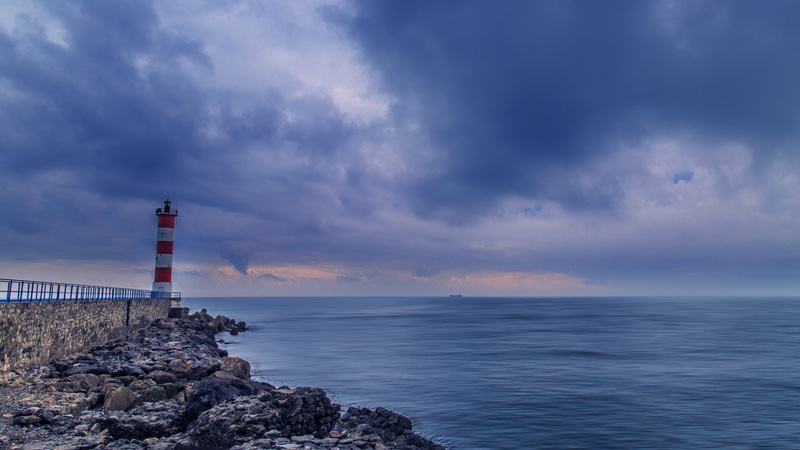 light house, 5K, De, lighthouse, blue, sky, coastline, seashore, sea, seascape, Long exposure, near, beacon, cloud - Sky, tower, Port La Nouvelle, mer