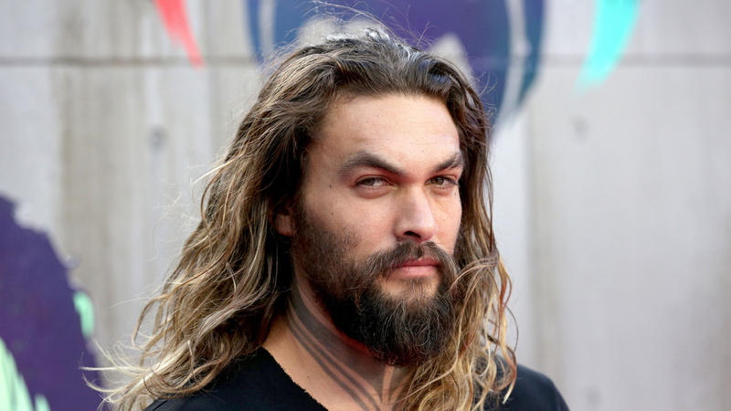 focus on foreground, mid adult men, beard, contemplation, mid adult, hair, male celebrities, front view, jason momoa, indoors, hairstyle, hd, brown hair