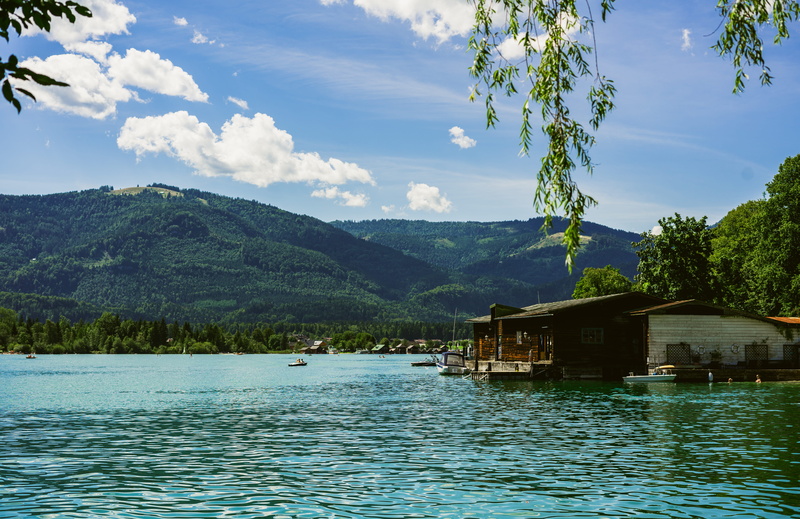 idyllic, tranquility, nature, mountains, water, alps, houseboat, beauty in nature, lakeside, swim, boathouse, pond, landscape, sky, saint wolfgang im salzkammergut