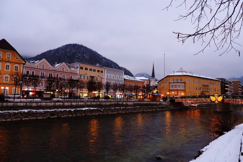 residential district, bad ischl, house, salzkammergut, no people, austria, reflection, waterfront, cloud - sky, architecture, built structure, water, sky