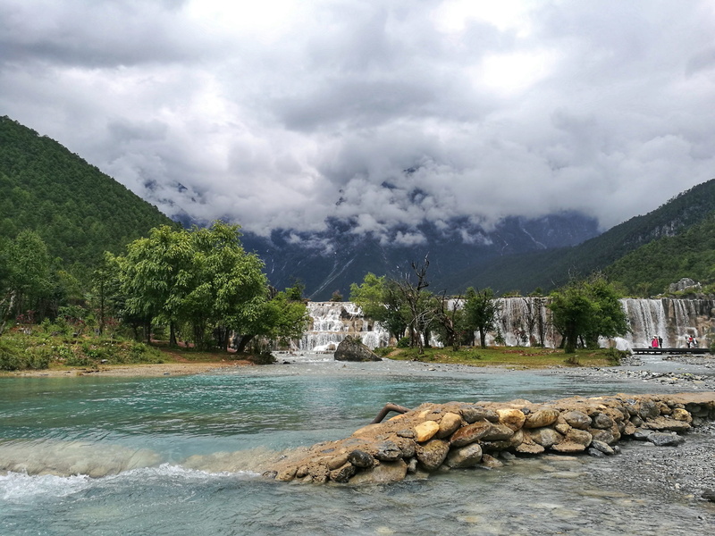 cloud - sky, sky, tranquil scene, water, 4K, environment, blue moon valley, rock, mountain range, tranquility, mountain, nature, tree, the east group