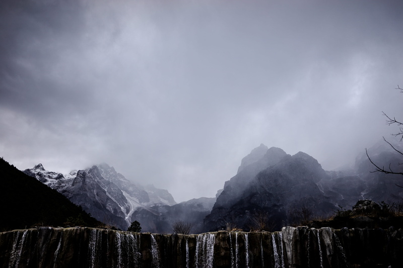 water, tranquil scene, cloudy, winter, 5K, scenics - nature, non-urban scene, panoramic, tree, grayscale, sky, snowy mountain, tranquility, cold temperature