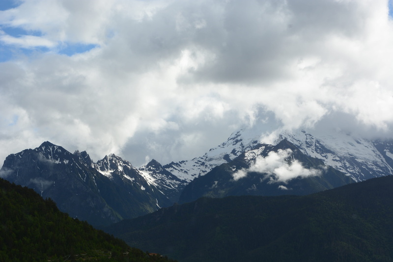 range, tranquil scene, snow, landscape, mountain range, non-urban scene, 4K, snowcapped mountain, environment, sky, no people, tranquility, peak, day