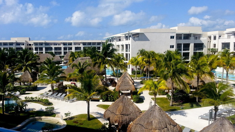 Resort, coconut palm tree, 1080P, house, tree, building, travel Destinations, architecture And Buildings, plant, Mexico, business, modern, cloud - sky