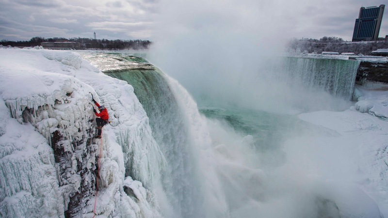 frozen, niagara falls, 2K, 2015