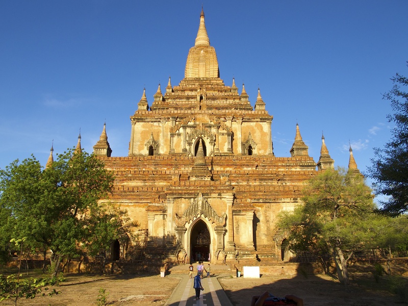 outdoors, pagoda, clear sky, building, tree, spire, building exterior, history, architecture, travel destinations, sky, 2K, no people, nature, travel