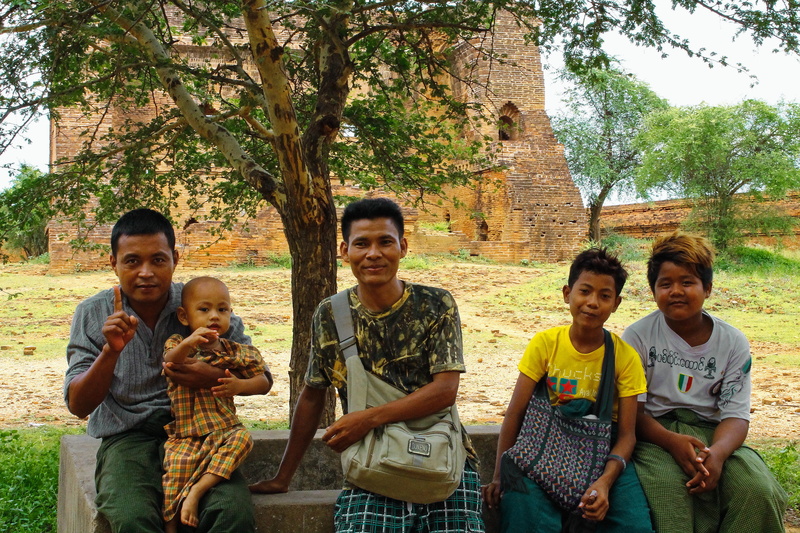 outdoors, birman, myanmar (burma), family, men, 4K, boys, portrait ...