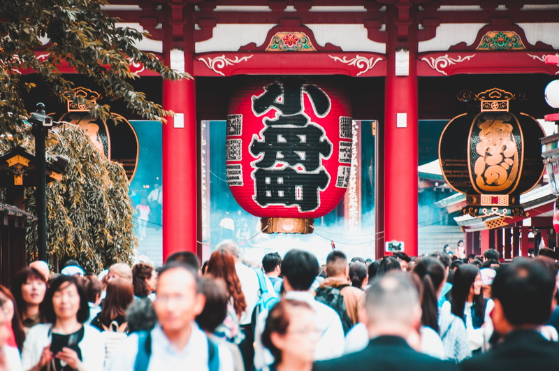 worship, audience, pottery, building exterior, people, text, human, black, place of worship, architecture, belief, spirituality, pillar, red, column, lantern