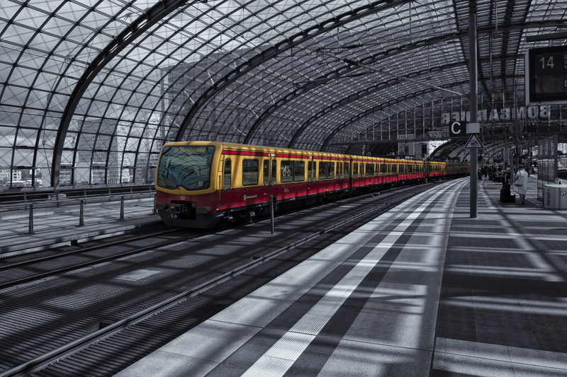 platform, journey, transportation system, incidental people, transportation, track, train, building, train station, 5K, architecture, land vehicle, mode of transportation