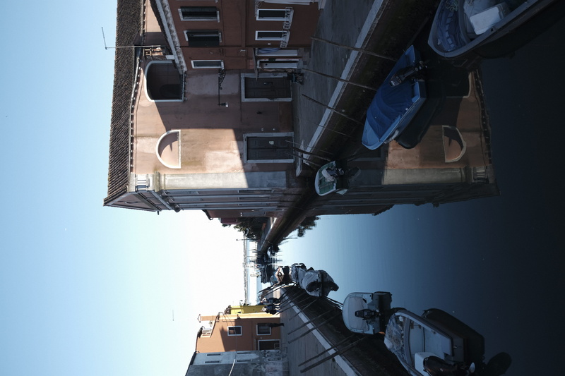 building exterior, nature, no people, 5K, sunlight, building, nautical vessel, water, sky, italy, outdoors, city, italia, venedig, transportation, architecture